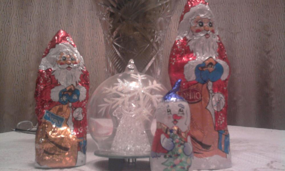 mikołaje bałwanek i kwiatek.