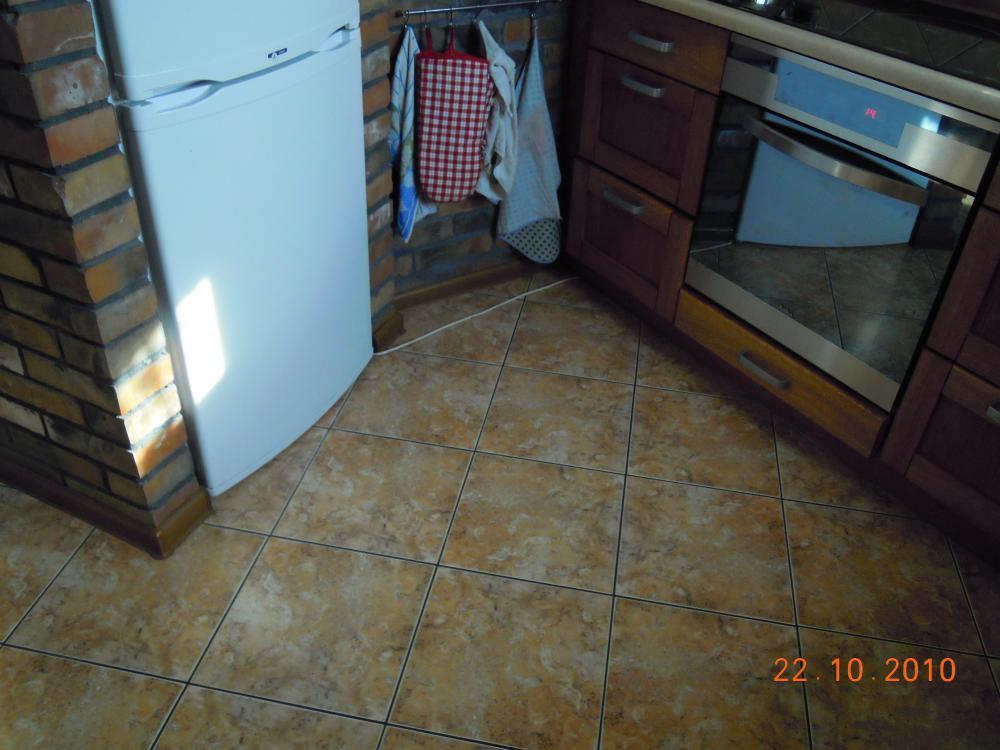 cegła w kuchni, zdjęcie 3