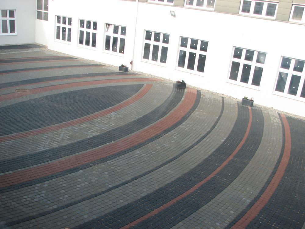 Gimnazjum - Patio, zdjęcie 3