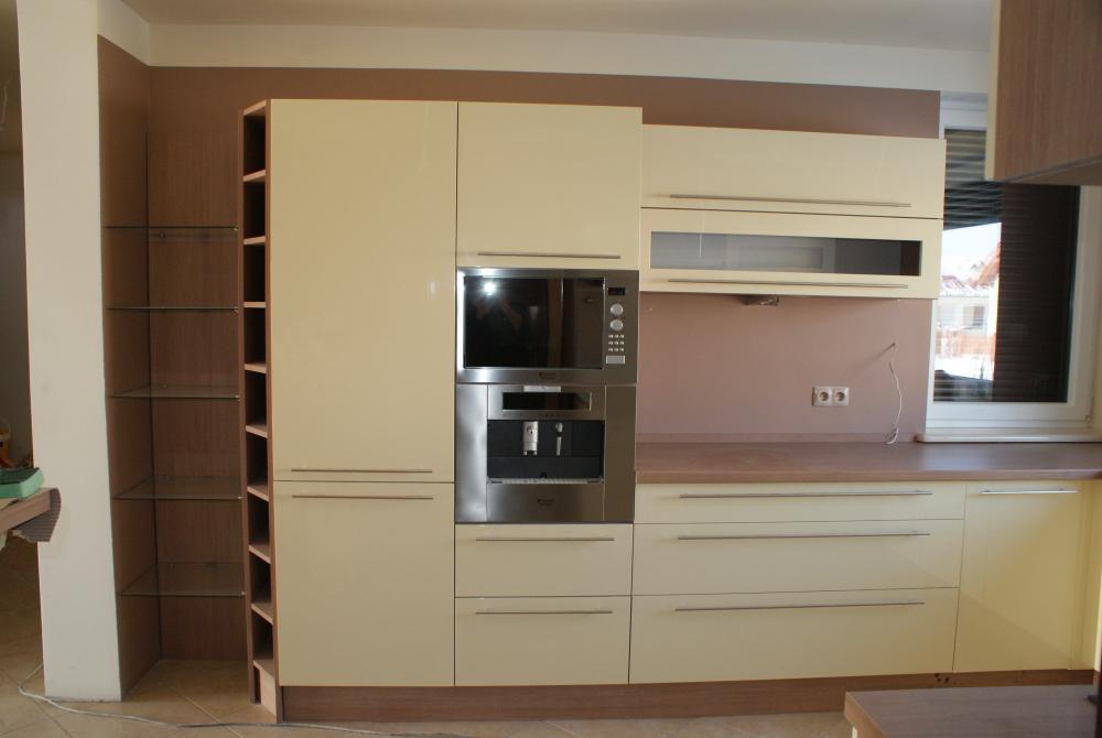 lakier w kuchni, zdjęcie 2