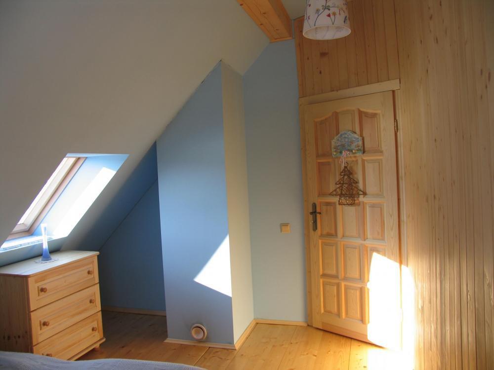 sypialnie w chacie na śliwkówce, zdjęcie 4