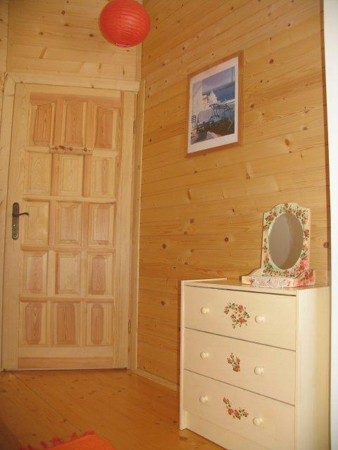 sypialnie w chacie na śliwkówce, zdjęcie 6