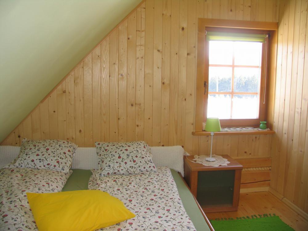 sypialnie w chacie na śliwkówce, zdjęcie 3