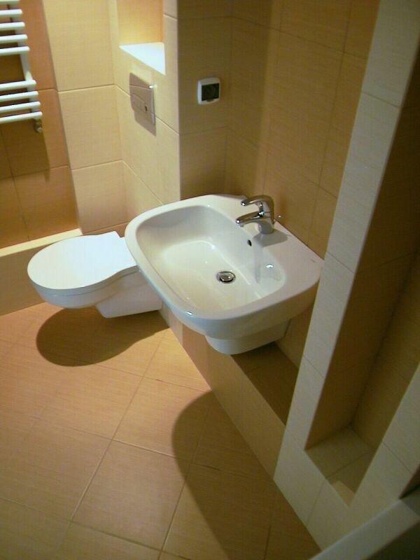 Łazienka w bloku, zdjęcie 8