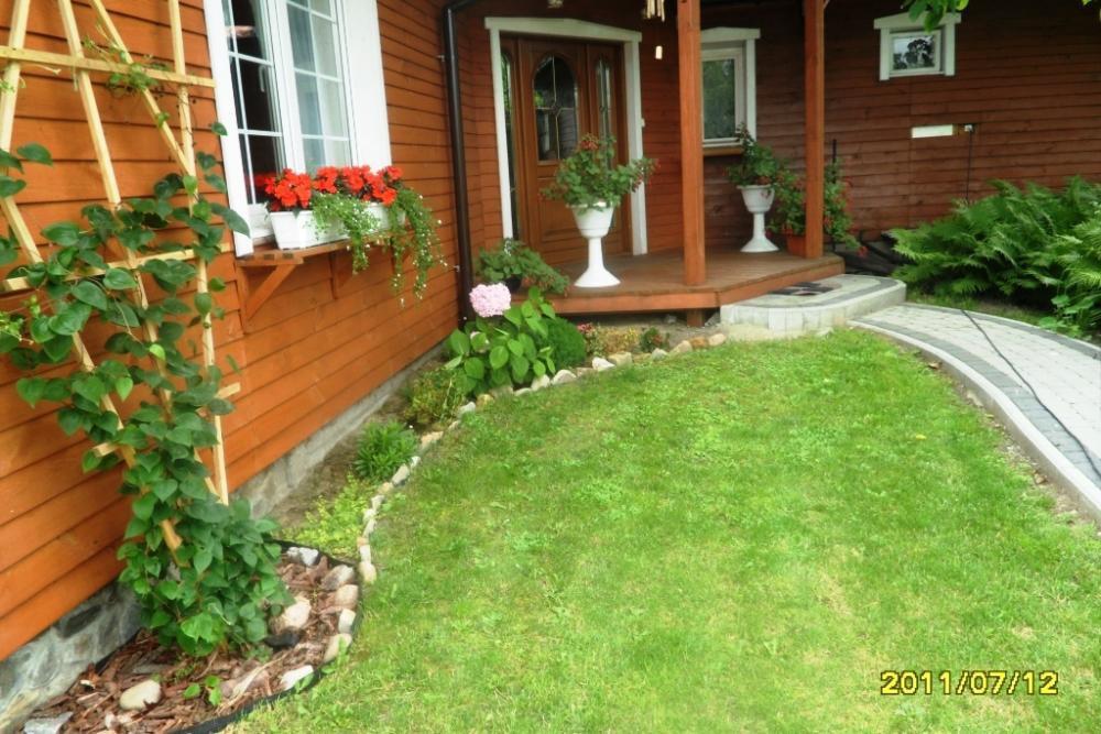 Duży ogród z domem drewnianym, zdjęcie 6