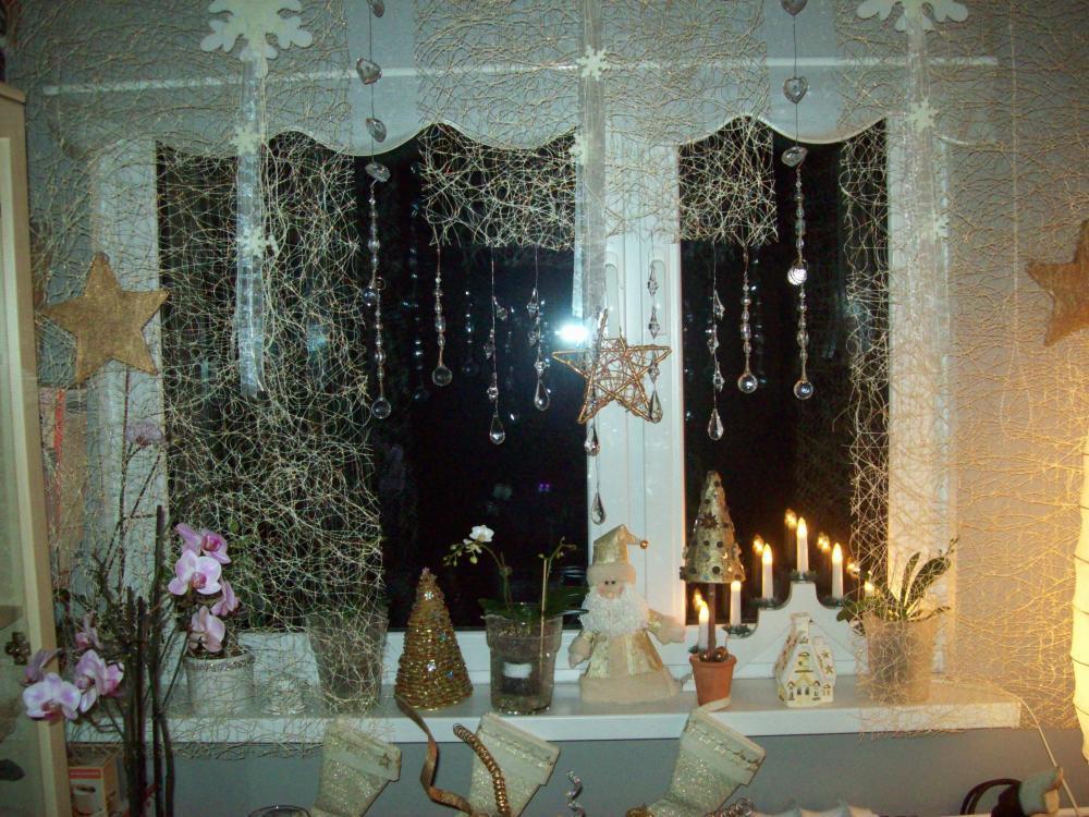 Okno udekorowane na święta, zdjęcie 13