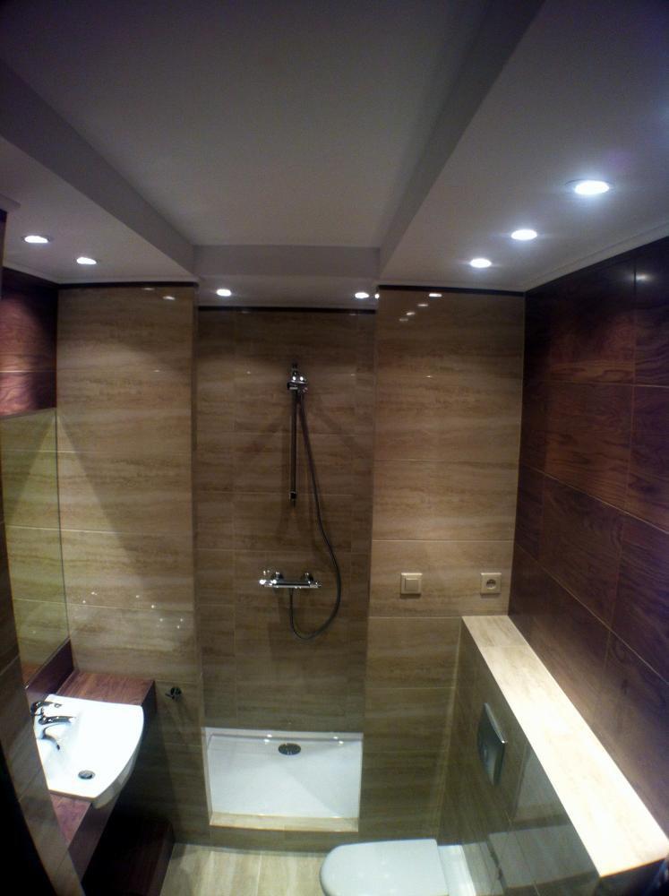 Łazienka w bloku - zamiast wanny, zdjęcie 12