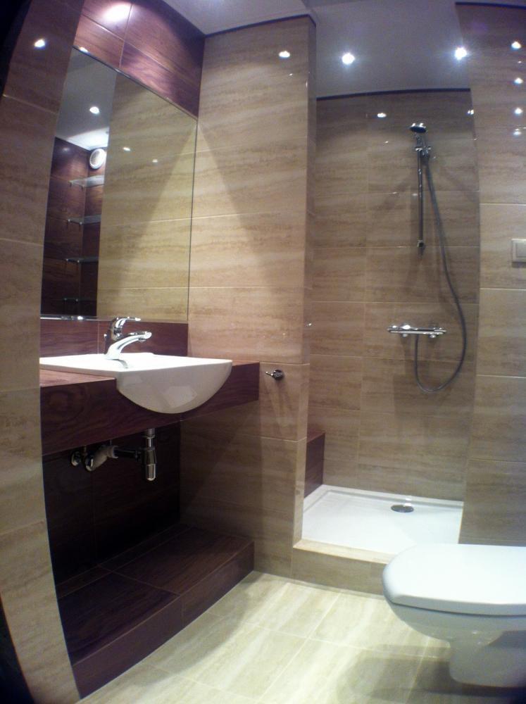 Łazienka w bloku - zamiast wanny, zdjęcie 3