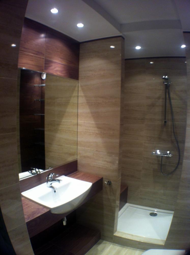 Łazienka w bloku - zamiast wanny, zdjęcie 8