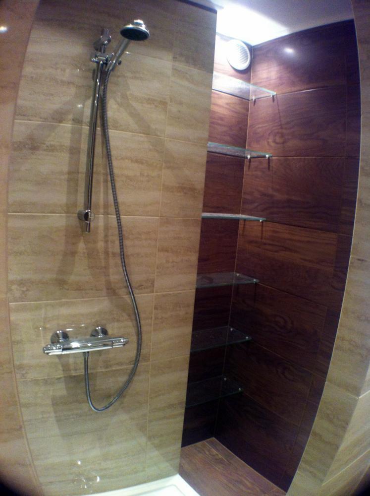 Łazienka w bloku - zamiast wanny, zdjęcie 14