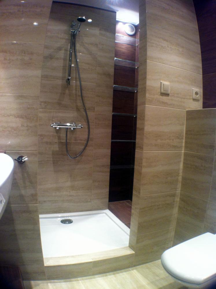 Łazienka w bloku - zamiast wanny, zdjęcie 10