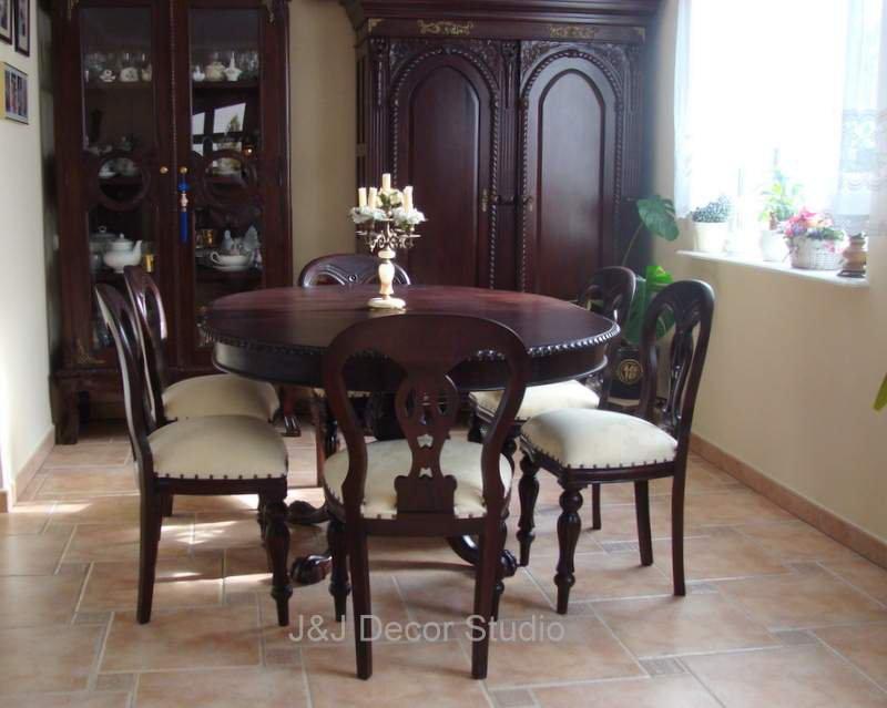 stylowa drewniana jadalnia, zdjęcie 2