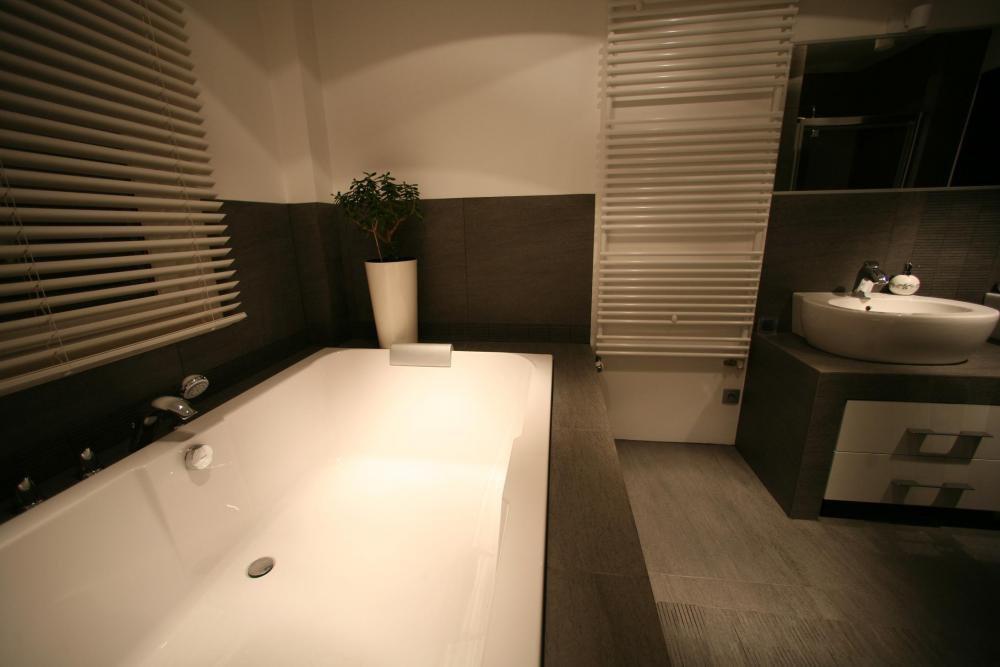 Nieduży salon kąpielowy, zdjęcie 7