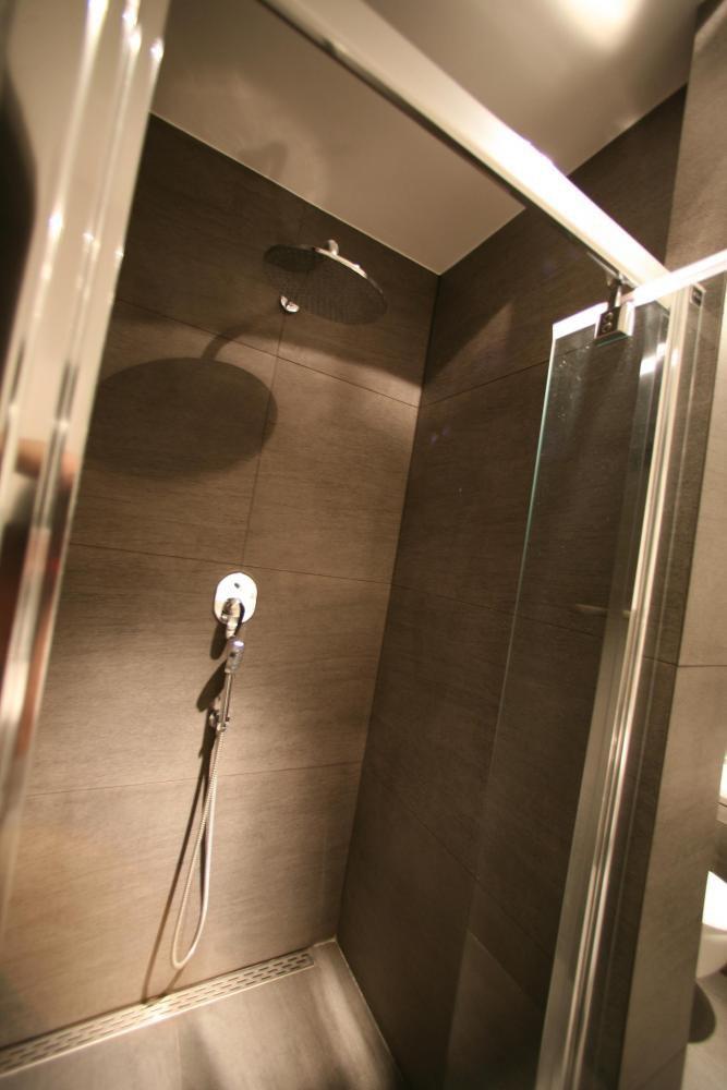 Nieduży salon kąpielowy, zdjęcie 16