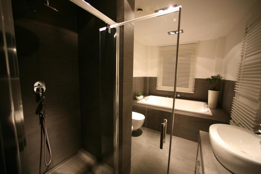 Nieduży salon kąpielowy, zdjęcie 8