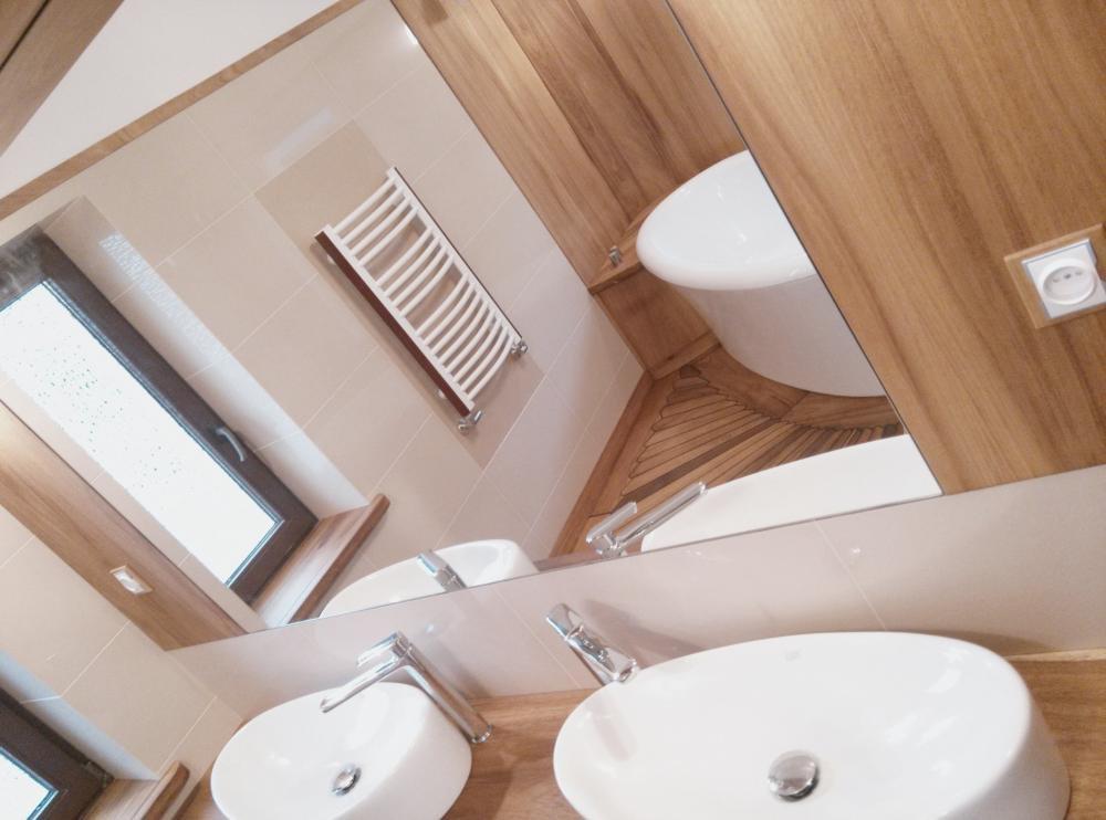 Drewno w łazience, zdjęcie 13