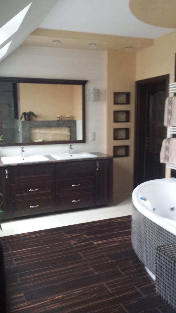 duża łazienka z gwieździstym niebem, zdjęcie 5