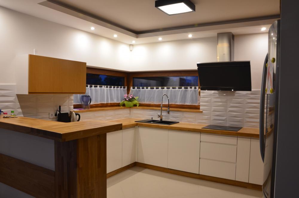  Nowoczesna biała kuchnia, zdjęcie 1