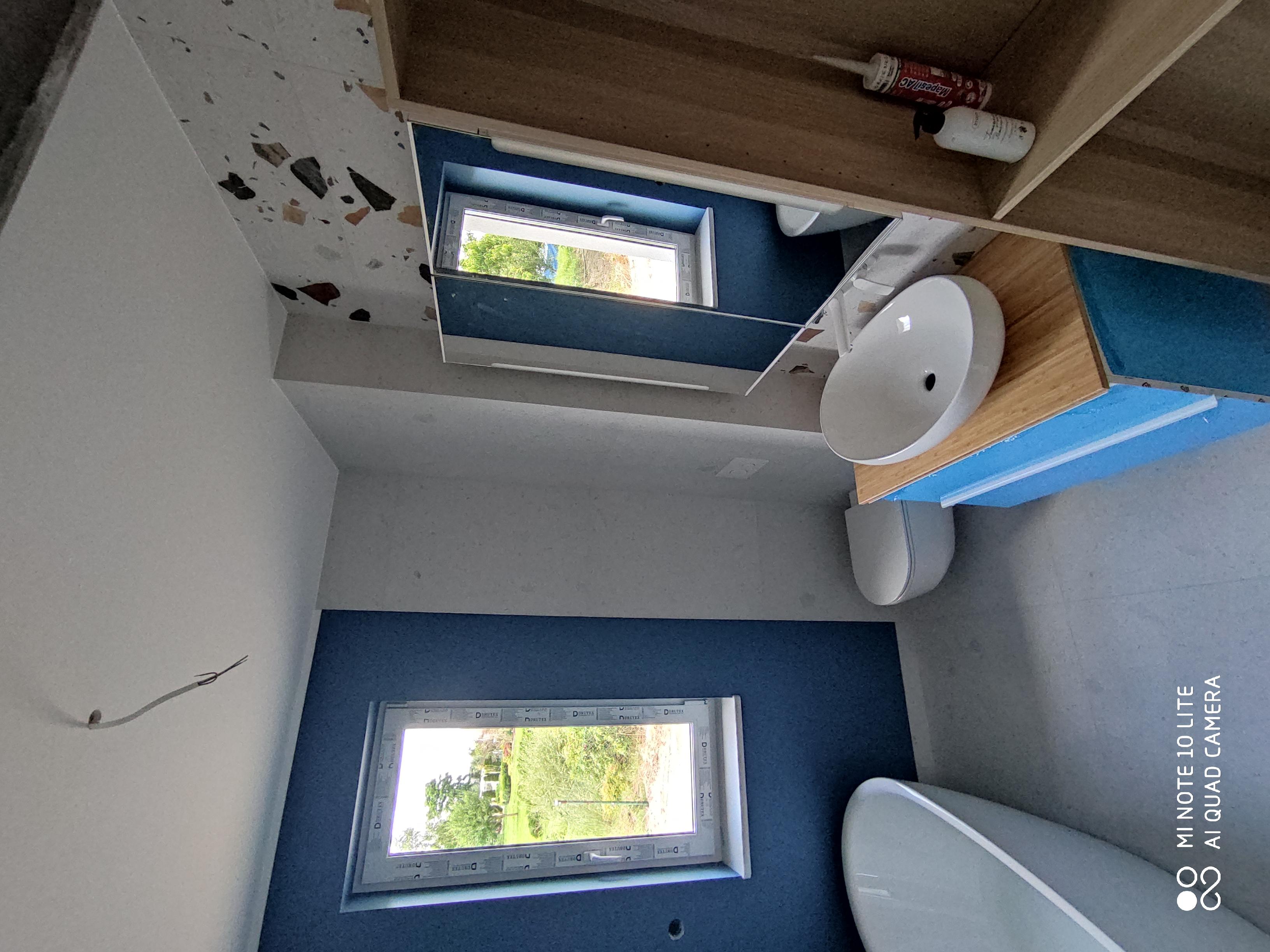 ŁAZIENKA 2, zdjęcie 1