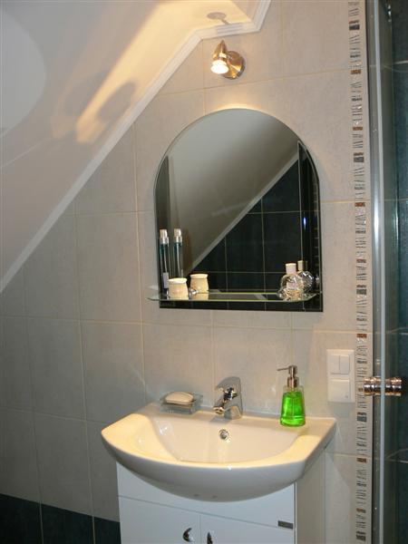 ŁAZIENKA 2, zdjęcie 4