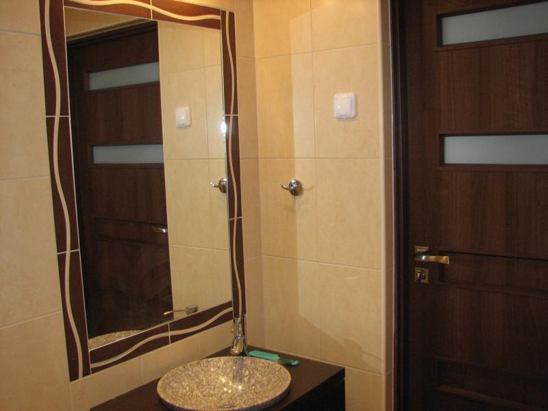 Mała nowoczesna łazienka, zdjęcie 1