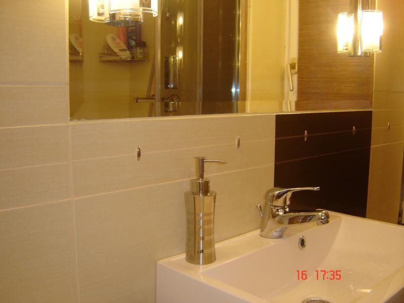 mała łazienka, zdjęcie 5