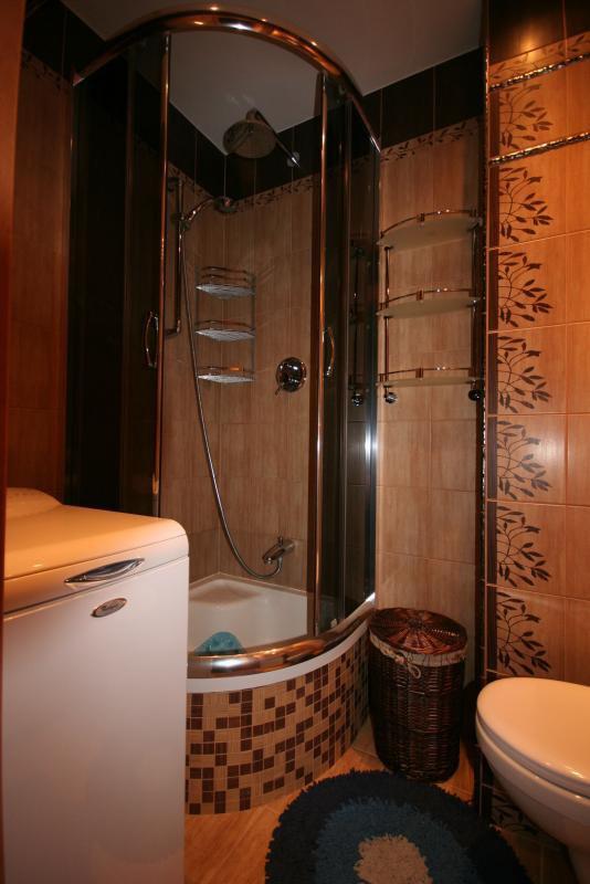 Mała łazienka "IROKO", zdjęcie 10