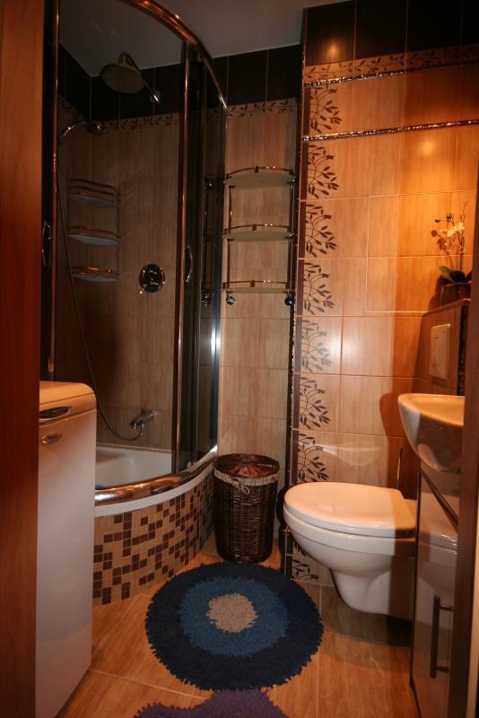 Mała łazienka "IROKO", zdjęcie 11