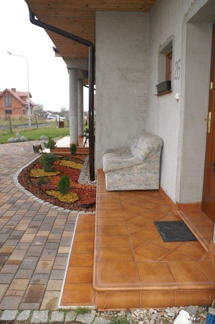 WEJŚCIE DO DOMKU, zdjęcie 1