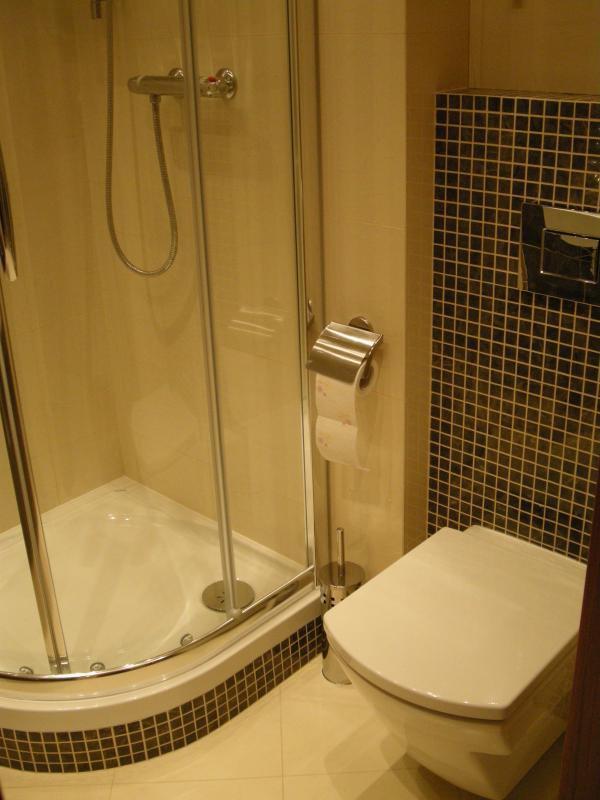 Ciepła Nowoczesna, zdjęcie 1