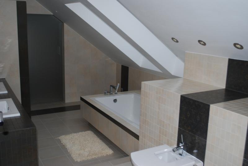 łazienka ze skosami, zdjęcie 5