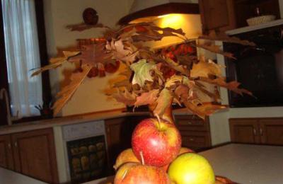 kuchnia i jadalnia w odcieniach jesieni