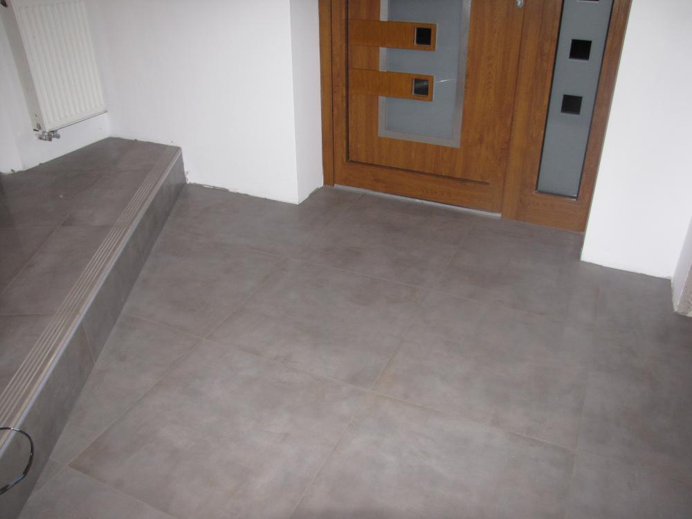 tecniq w salonie i korytarzu