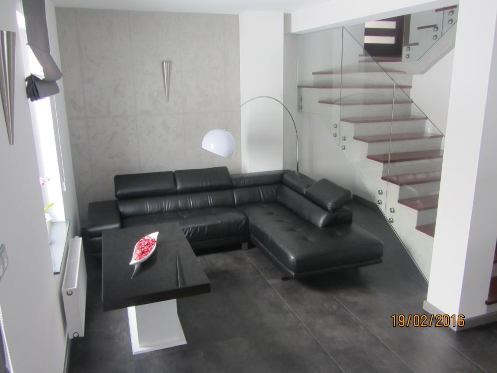 Salon nowoczesny z płytką Paradyż Taranto grafit 