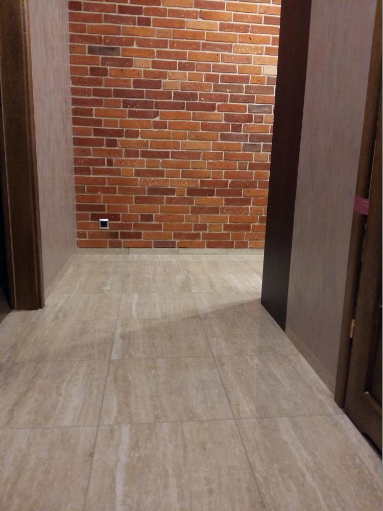 Przedpokój Travertino Silver Gres