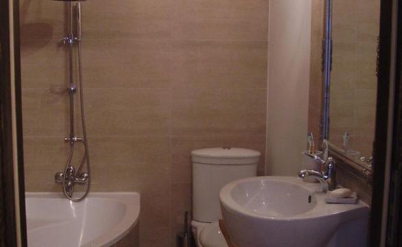Klasyczna  luksusowa łazienka, zdjęcie 1