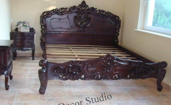 piękne rzeźbione łóżko, zdjęcie 1