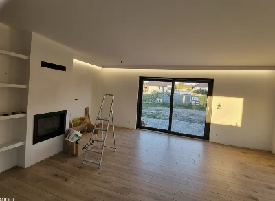 Wirtualna wizualizacja AI - Classen Espire Dąb naturalny 56877 panel podłogowy 128.5x19.2x1  na podłodze