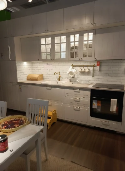 Wirtualna wizualizacja AI - Realonda Manhattan Blanco gres 31x56  na ścianie