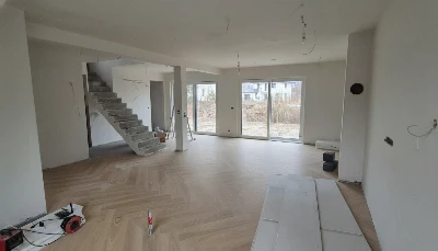 Wirtualna wizualizacja AI - Barlinek Dąb Lniany panel winylowy SPC jodełka 63.95x12.79x0.5 (DP5000025)  na podłodze
