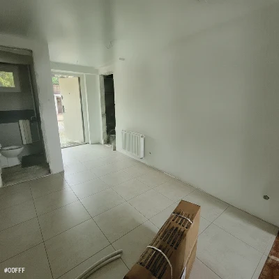 Wirtualna wizualizacja AI - Paradyż U117 Light Beige gres mat rektyfikowany 59.8x59.8  na podłodze
